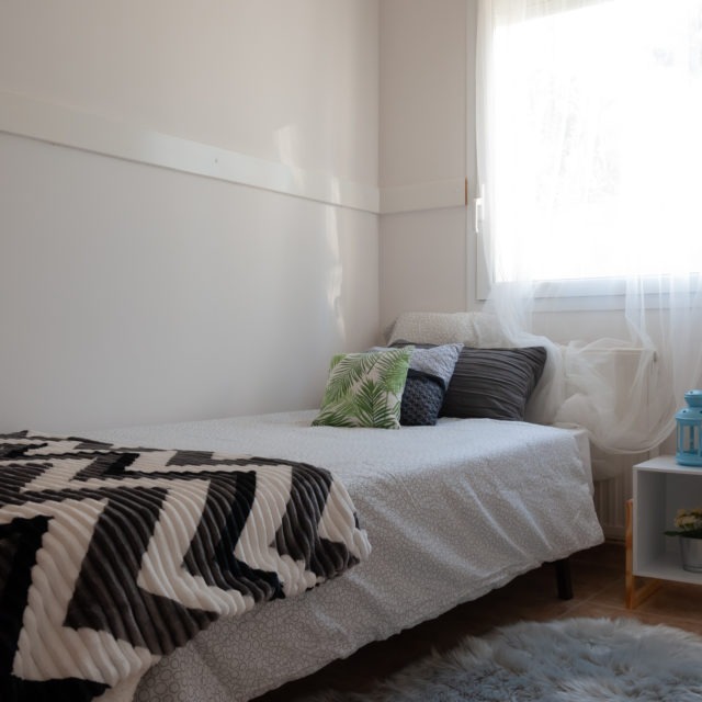 Habitación individual blanca